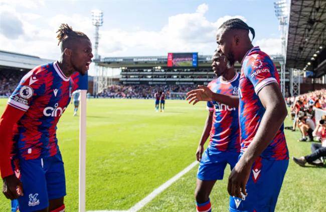 Mateta va Zaha da sat canh cung nhau tai Crystal Palace tu nam 2021 den nam 2023.