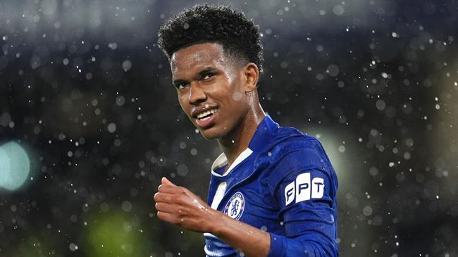 Enzo Maresca tin Estevao có thể cạnh tranh QBV trong tương lai 1